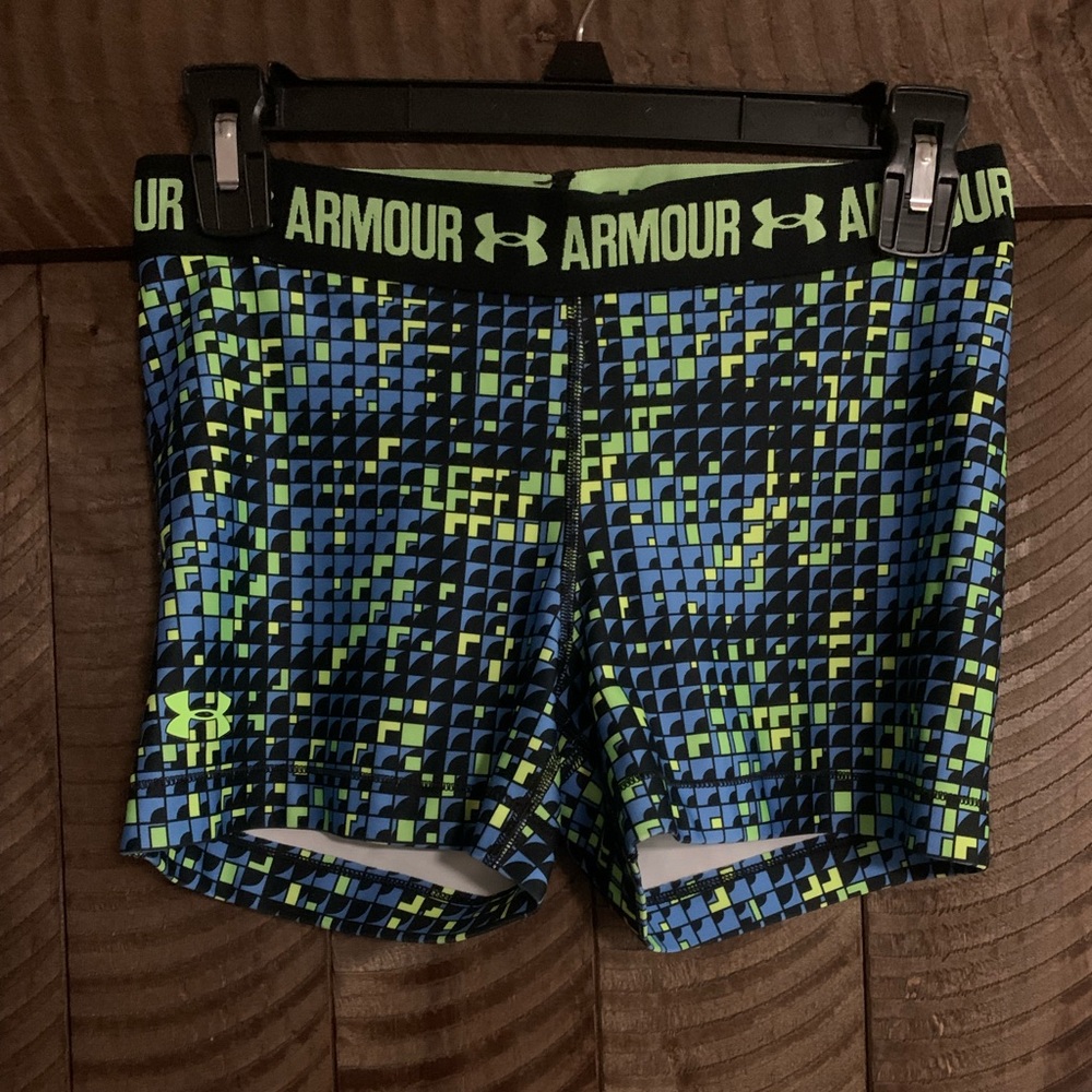 Under Armour Athletic Running Shorts - Medium